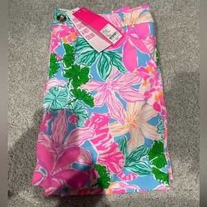 Nwt Lilly skirt super cute!